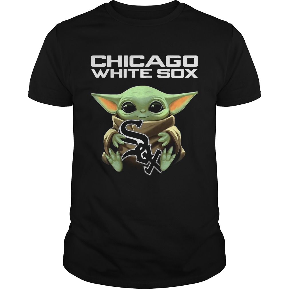 Baby Yoda Hug Chicago White Sox Shirt