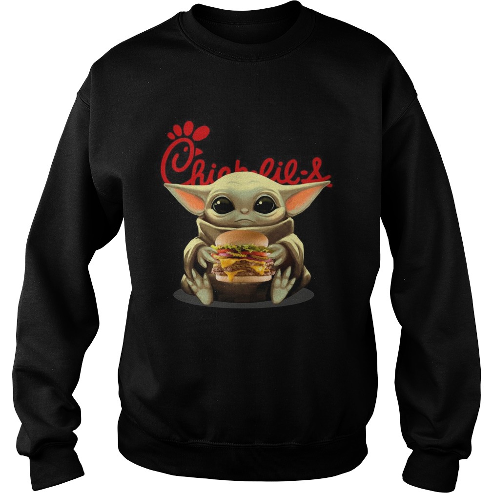 Baby Yoda Hug Hamburguesa Chickfila  Sweatshirt