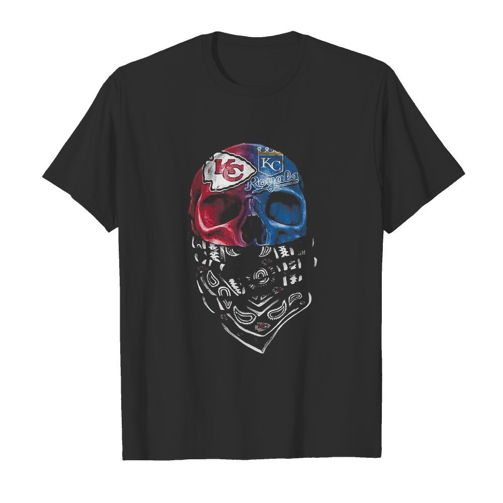 Skull kansas city chiefs and kansas city royals  Classic Men's T-shirt