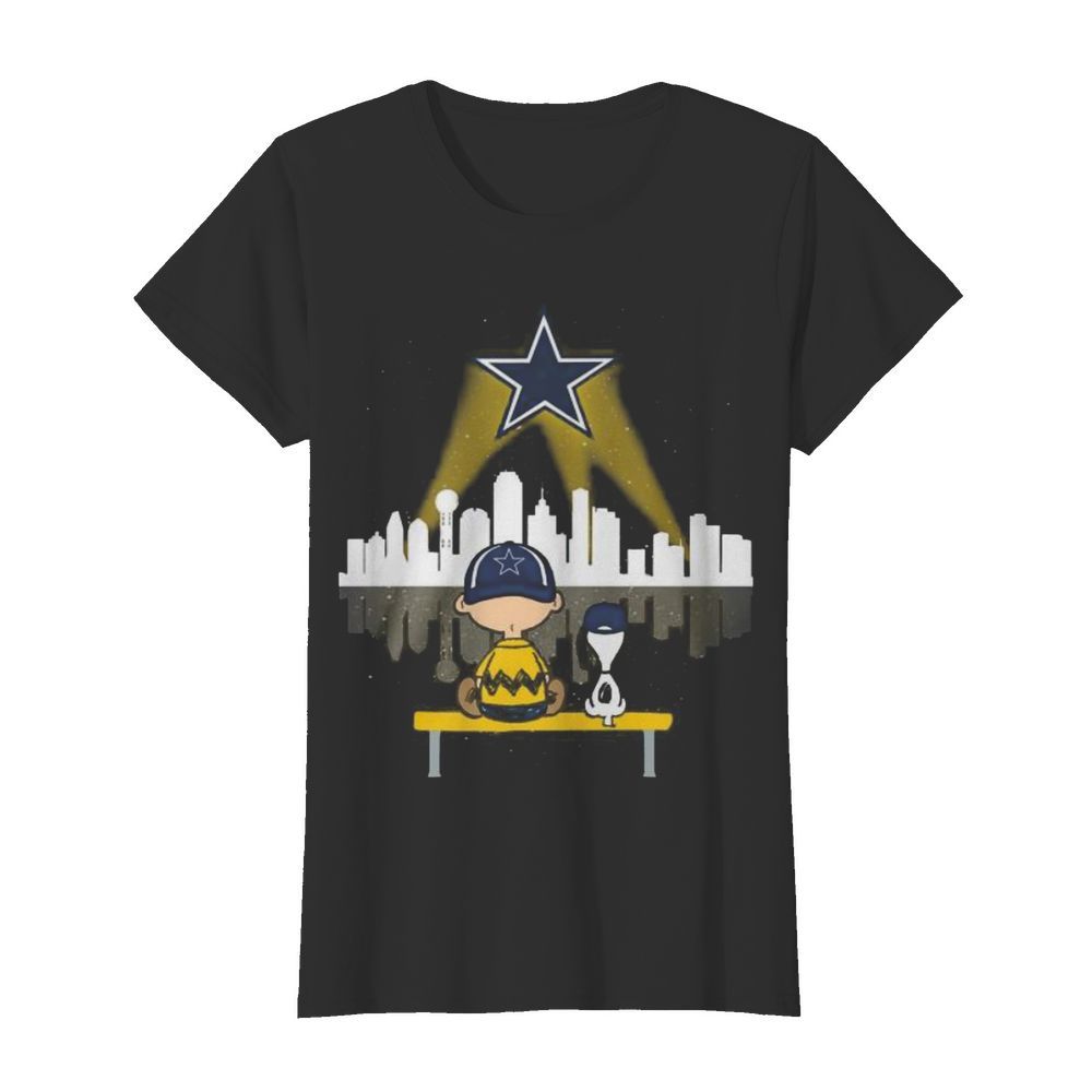 Charlie brown and snoopy dallas cowboys football  Classic Women's T-shirt