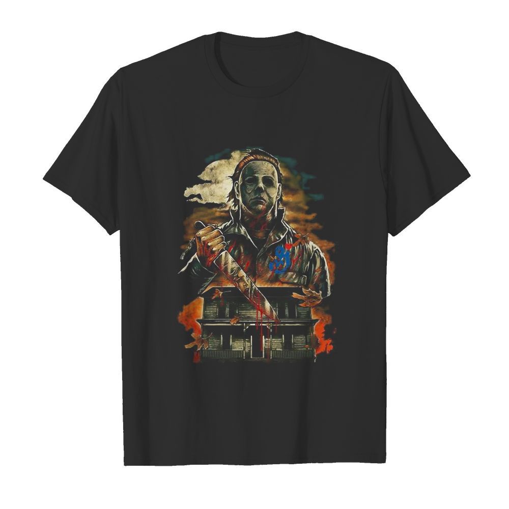 Halloween michael myers holding knife fire  Classic Men's T-shirt