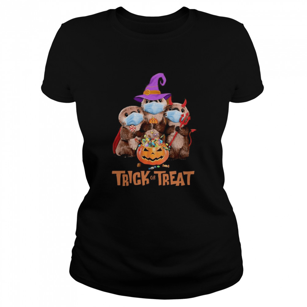 Otter Face Mask Trick Or Treat  Classic Women's T-shirt