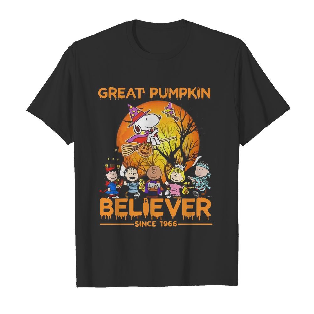 The Peanuts Snoopy Great Pumpkin Believer Since 1966 Halloween  Classic Men's T-shirt