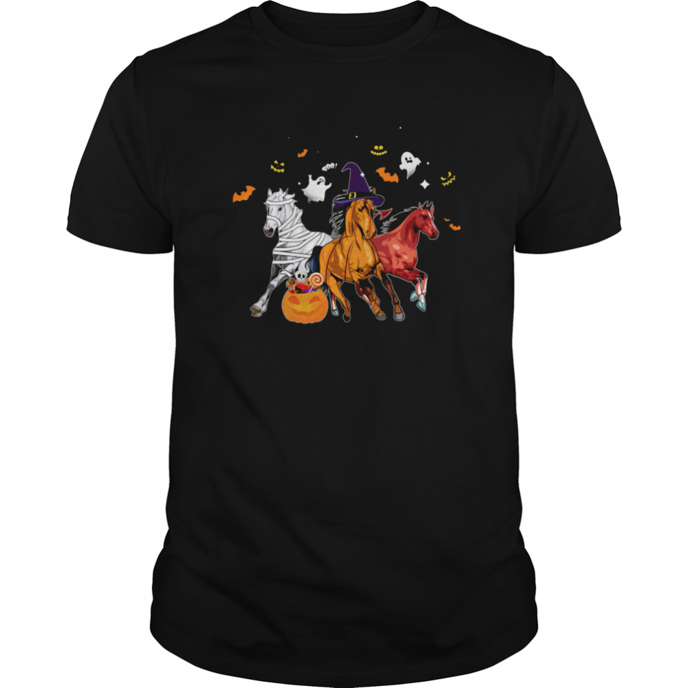 Horse In Halloween Costume  Classic Men's T-shirt