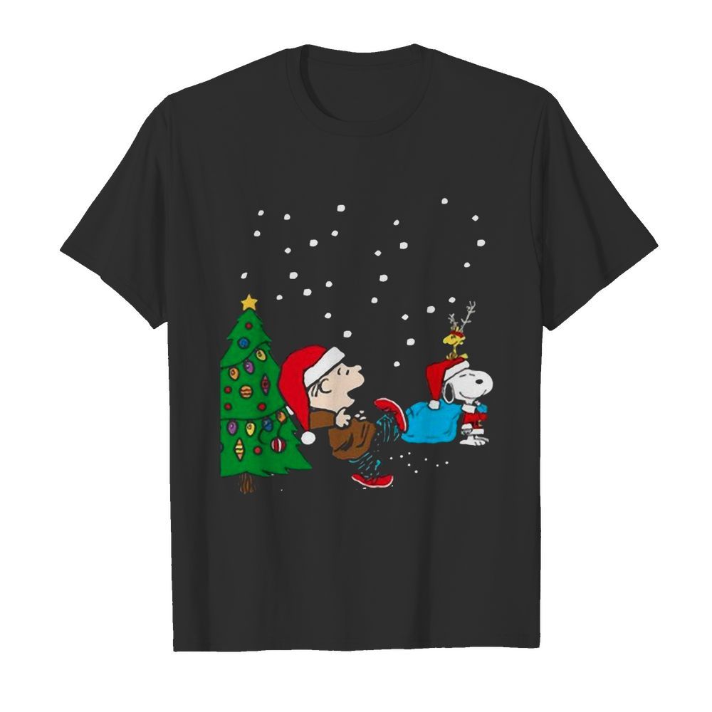 Charlie Brown And Snoopy And Woodstock Merry Christmas Tree  Classic Men's T-shirt