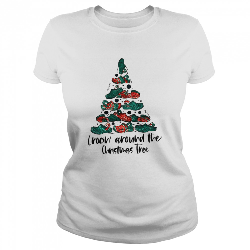 Crocin around the Christmas tree  Classic Women's T-shirt