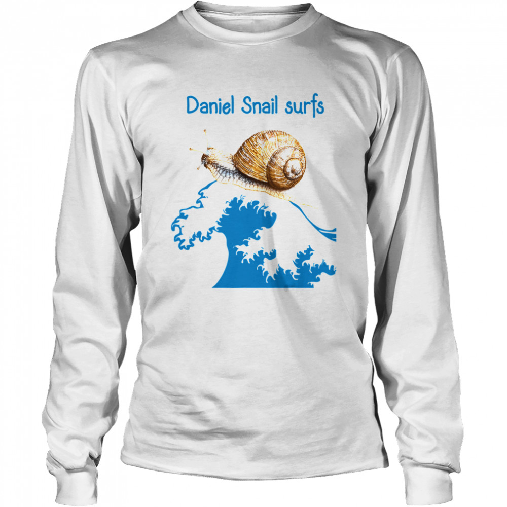 Daniel Snail Surfs Cute Snail Surfer Dude  Long Sleeved T-shirt