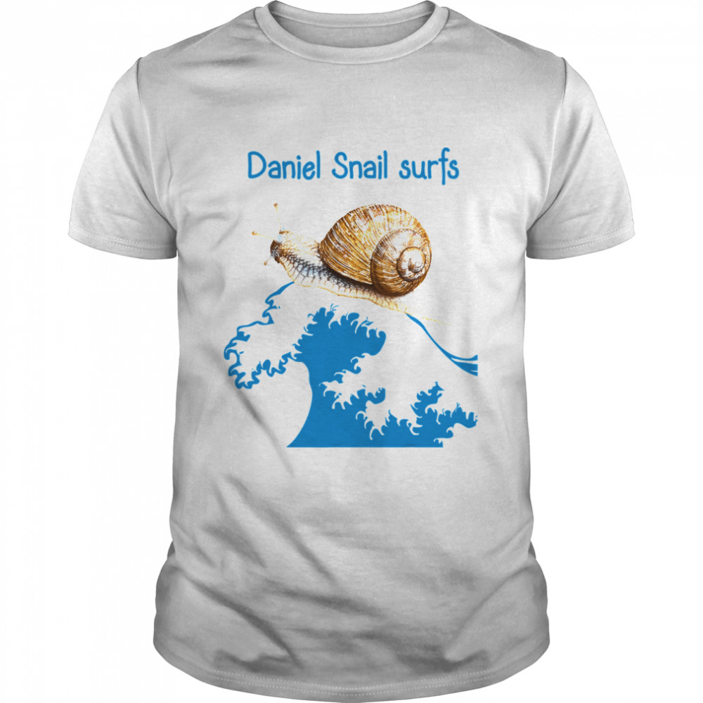 Daniel Snail Surfs Cute Snail Surfer Dude  Classic Men's T-shirt