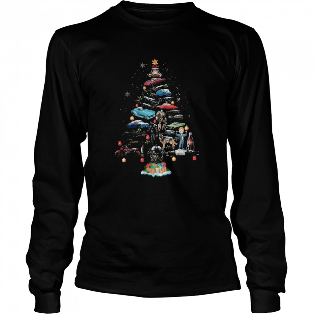 Fallout christmas tree  Long Sleeved T-shirt