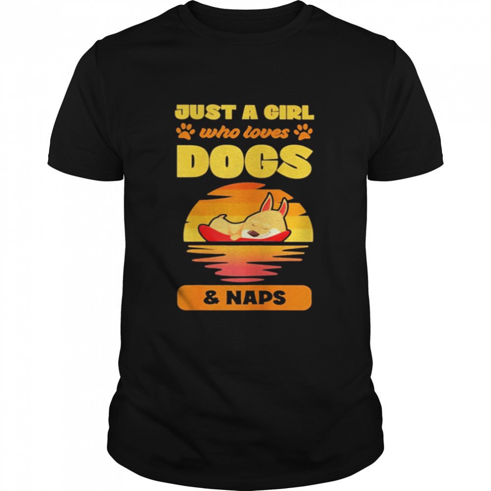 Just a girl who loves dogs and naps  Classic Men's T-shirt