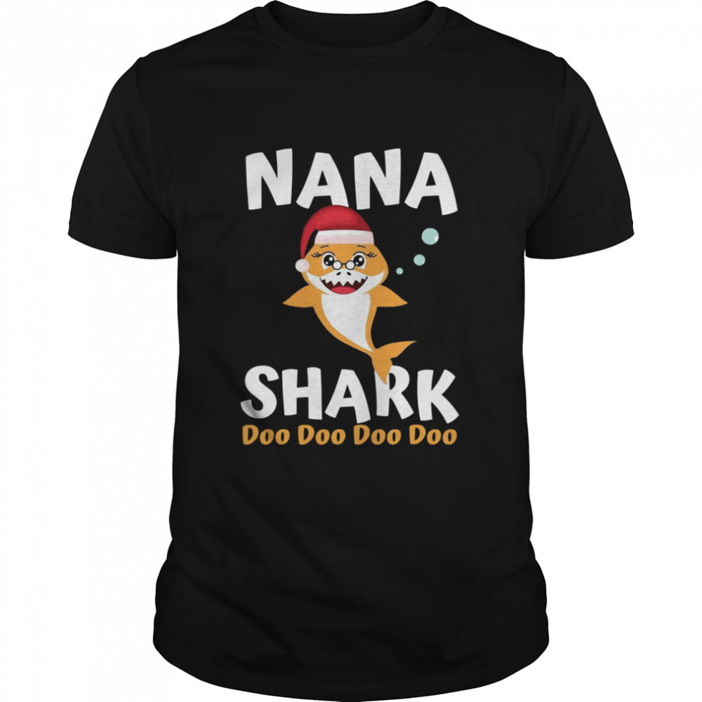 Nana Shark Christmas Mommy Shark Daddy Shark  Classic Men's T-shirt