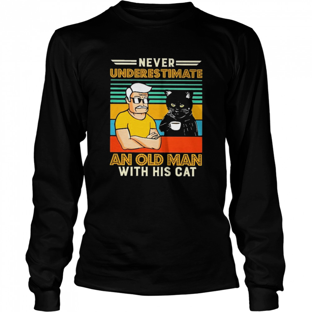 Never underestimate and old man with his tuxedo cat vintage  Long Sleeved T-shirt