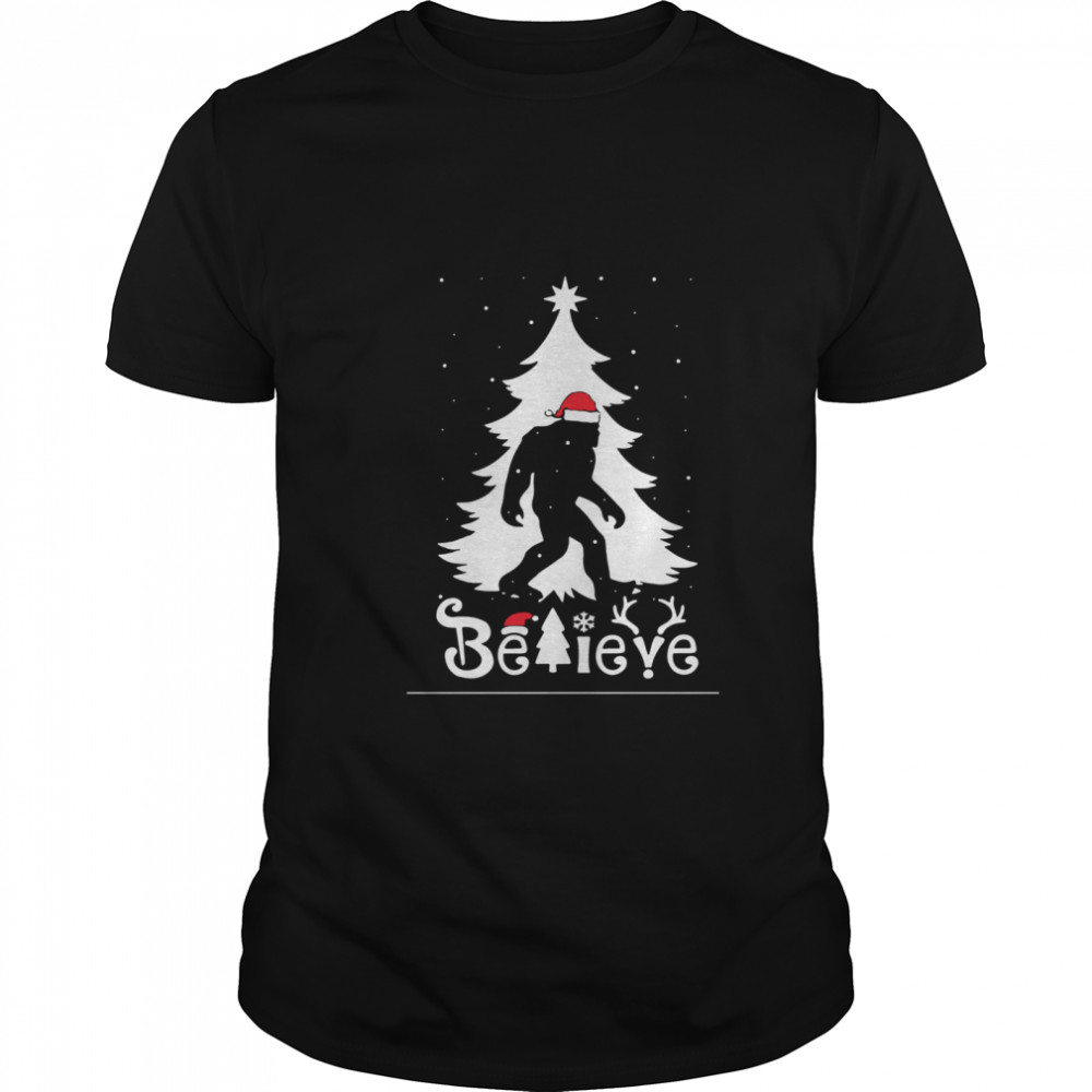 Santa Bigfoot Believe Ugly Christmas  Classic Men's T-shirt