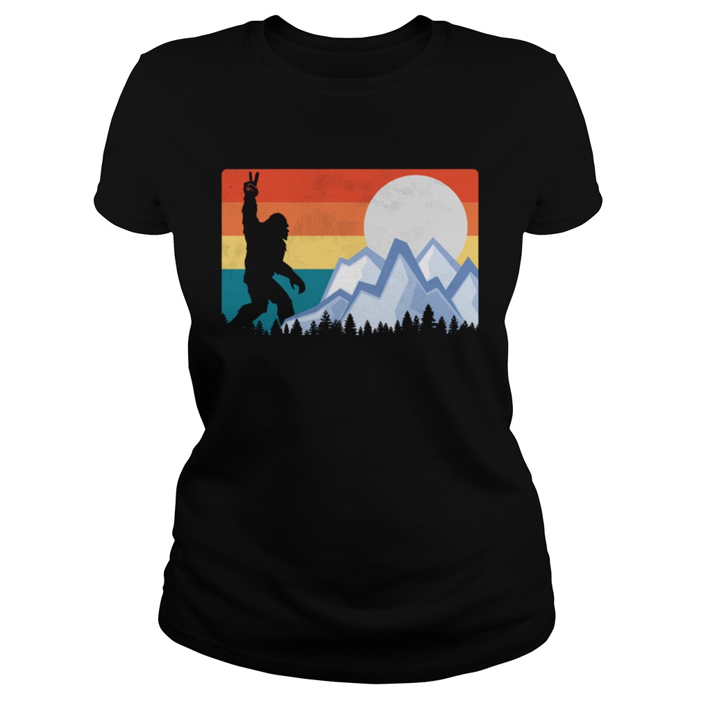 Vintage Bigfoot Sunset Hiking Outdoors Wilderness  Classic Ladies