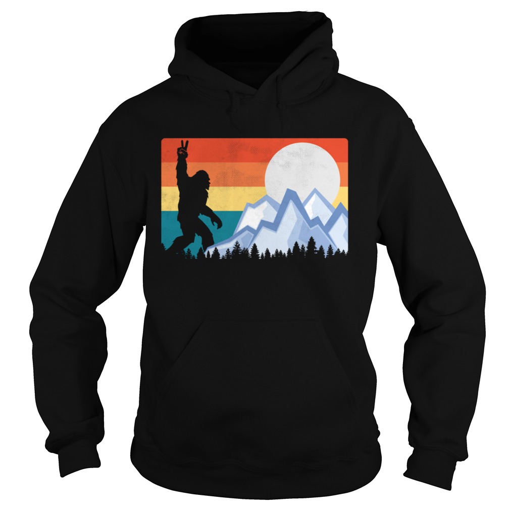 Vintage Bigfoot Sunset Hiking Outdoors Wilderness  Hoodie