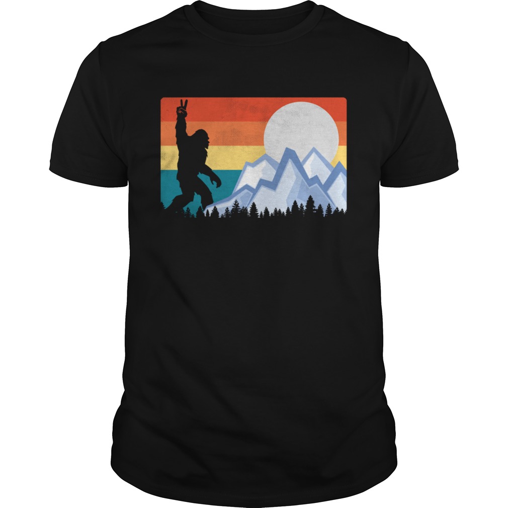 Vintage Bigfoot Sunset Hiking Outdoors Wilderness  Unisex