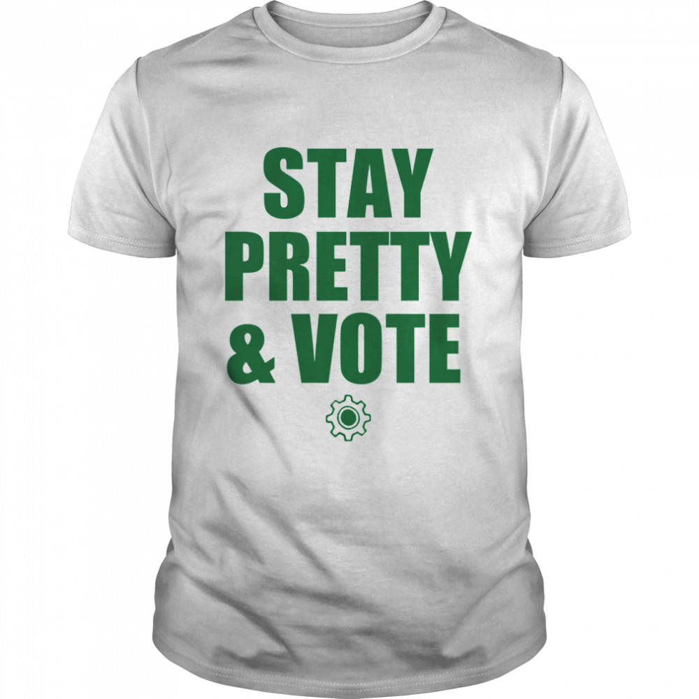 Stay Pretty And Vote 2021  Classic Men's T-shirt